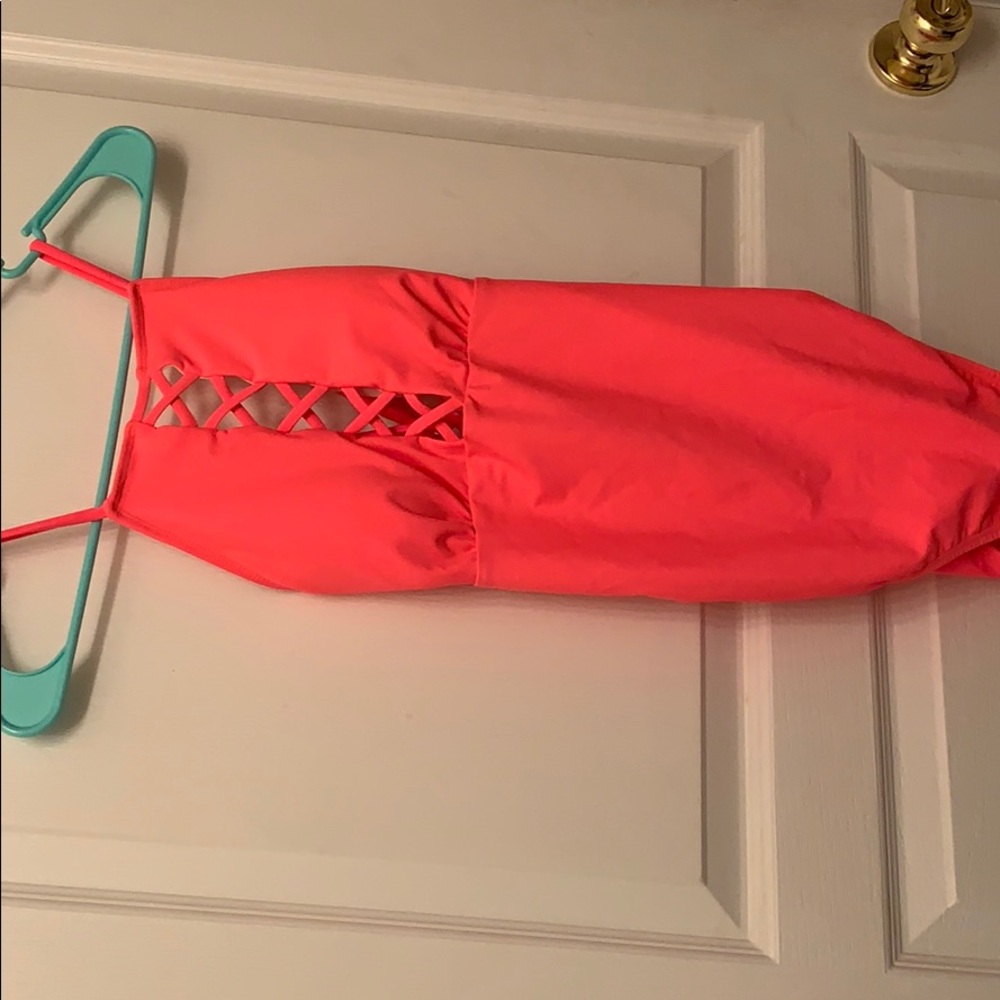 One piece bathing suit